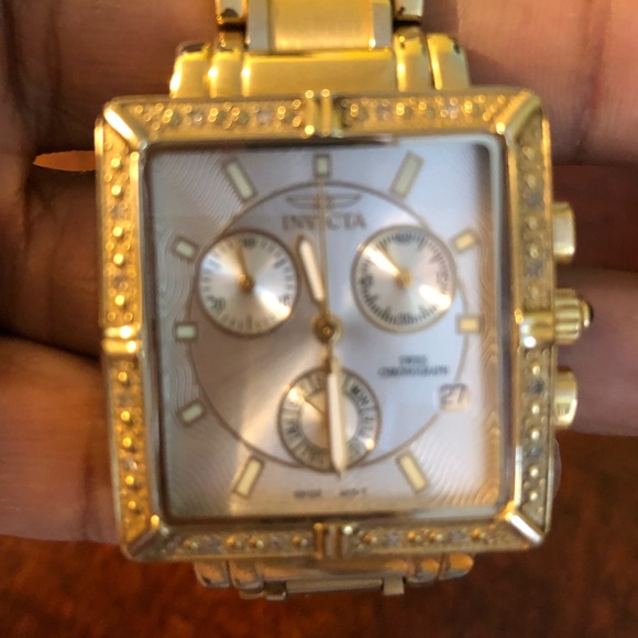 Watch - Picture 2 of 4